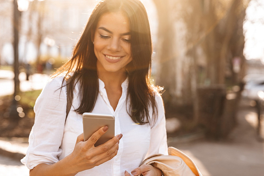 HR-Aufgaben auf dem Smartphone erledigen – weshalb der Trend zu mobilen HR-Apps geht csm mobile hr arbeit vom smartphone fdf50d8049